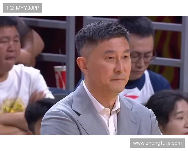 广东更衣室低迷杜锋落寞众含泪